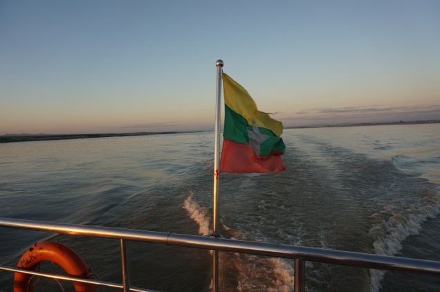 22871576457_a220a9e503_o